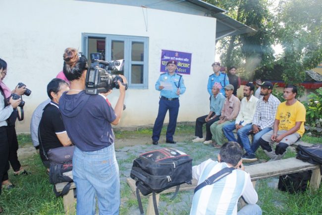 विप्लव समूहका ५ कार्यकर्ताद्वारा आत्मसमर्पण