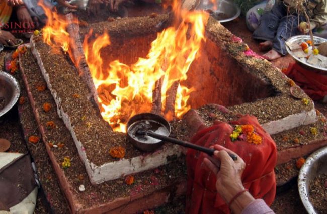 धनेश्वर स्कुलमा लगाईएको महायज्ञबाट २० लाख सङ्कलन