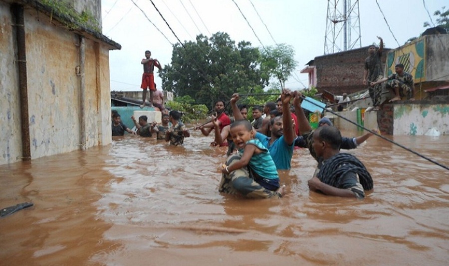 बिहारमा बाढीका कारण जताततै डुबान, २९ जनाको मृत्यु