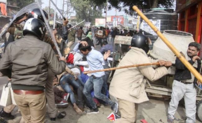 भारतमा हिंसात्मक प्रदर्शन जारी, मृत्यु हुनेको सङ्ख्या २० पुग्यो