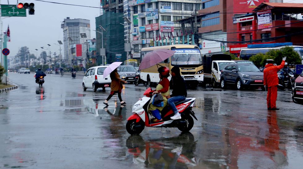 आज वर्षा र हिमपातको सम्भावना, भोलिदेखि घाम लाग्ने