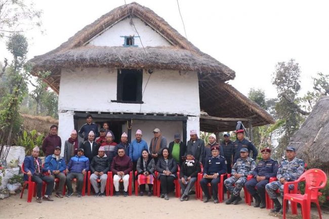 आफ्नै जन्मघर साढे १० लाखमा किनेका थिए प्रधानमन्त्री ओलीले