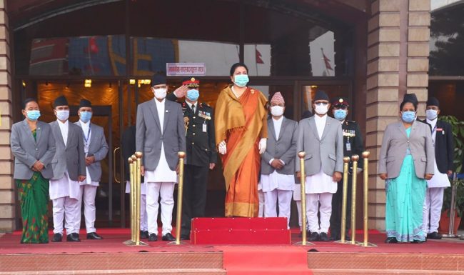 राष्ट्रपति  भण्डारीलाई संसदमा स्वागत (फाेटाेफिचर)