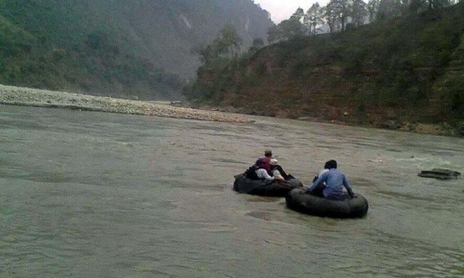 भारतबाट अवैध रुपमा सय मजदूर फिर्ता