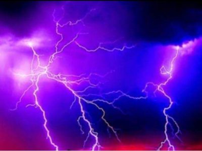 बझाङमा चट्याङ लागेर एकको मृत्यु, जयपृथ्वी राजमार्गमा पहिरो खस्यो