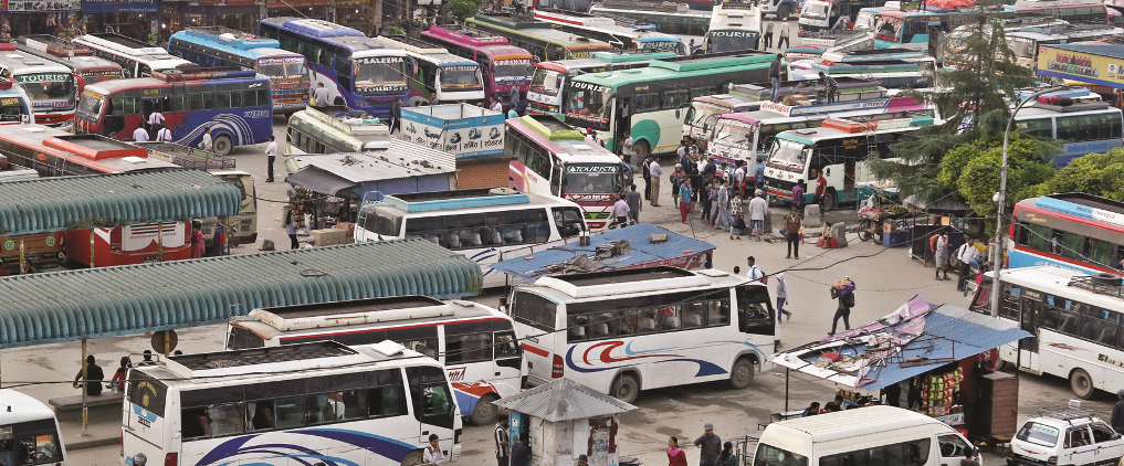 उपत्यका आउजाउ गर्ने सवारी सङ्ख्यामा ७० प्रतिशत कमी