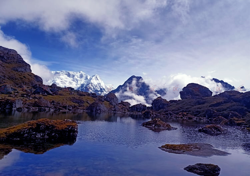 कञ्चनजंघा हिमाल आरोहणका लागि आन्तरिक पर्यटकको चहलपहल