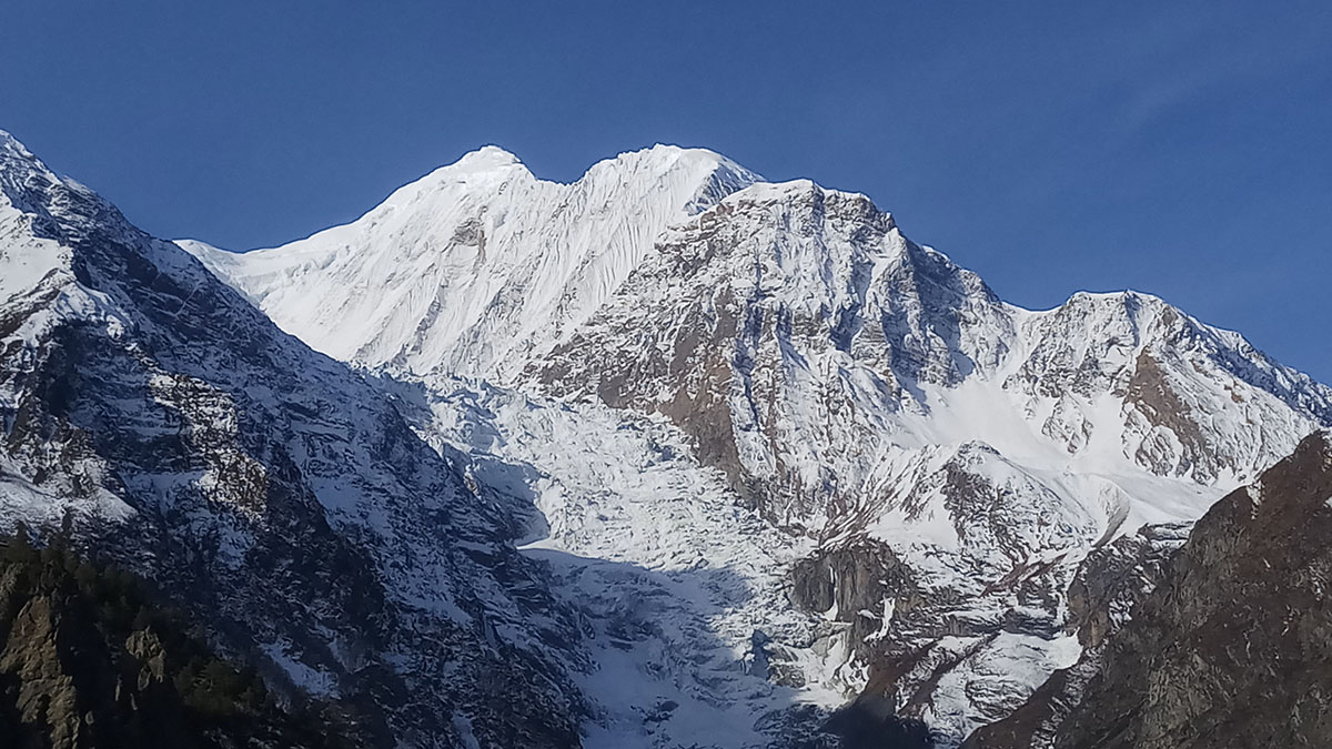 छोटो समयमा हिमाल चुम्न मर्दी पदयात्रा