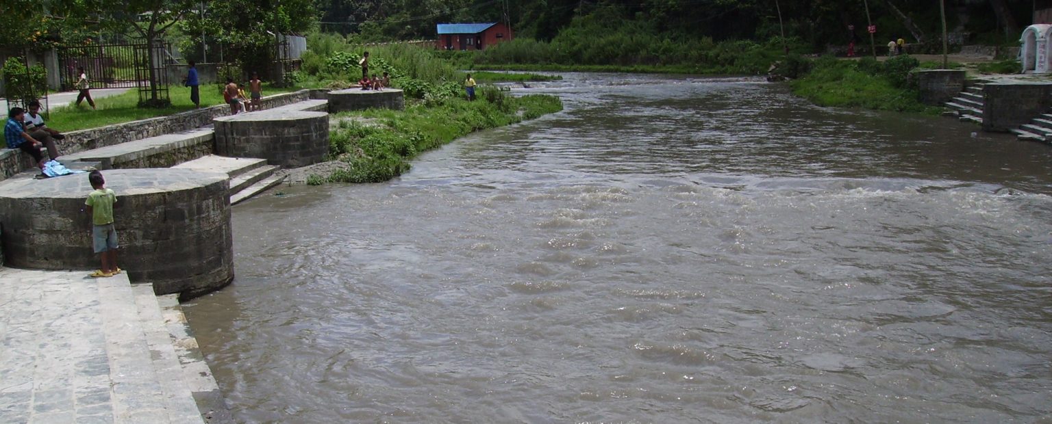 आज दिउँसो साढे १ बजेदेखि २ बजेसम्म बाग्मतीमा बाढी आउने