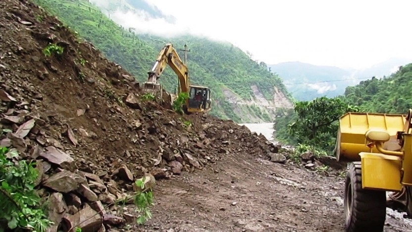 ललितपुरको प्युटारमा पहिरो जाँदा एकजनाको मृत्यु