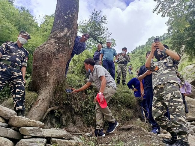 दार्चुला तुइन घटना प्रकरण : सात दिनपछि छानबिन समितिद्वारा घटनास्थल निरीक्षण