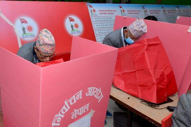 एमाले महाधिवेशन : १२ सय ५९ मत गणना हुँदा रावललाई १३० मत मात्रै