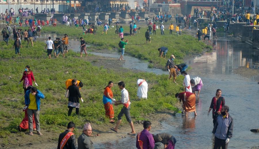 वाग्मती सफाइ महाअभियानः १० मेट्रिक टन फोहर व्यवस्थापन