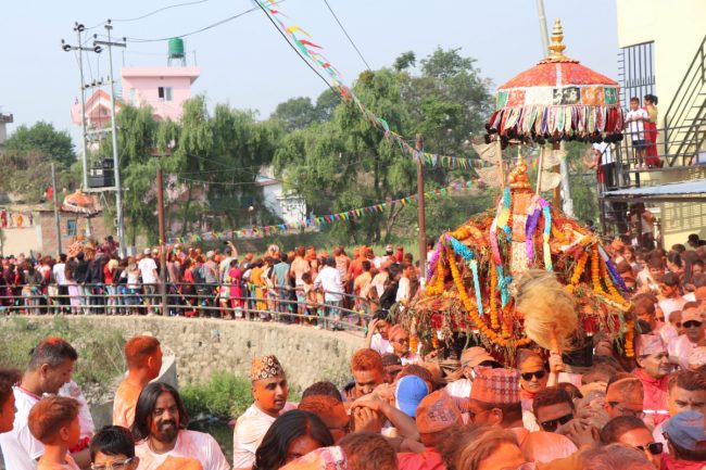 भैरव र भद्रकालीको रथ जुधाइयो