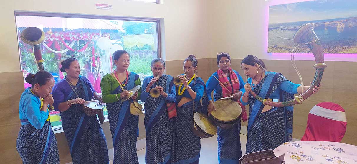 भारतको दार्जीलिङ, सिक्किम र कोलकातामा नौमती बाजा बजाउन झापाली महिला टोलीको माग