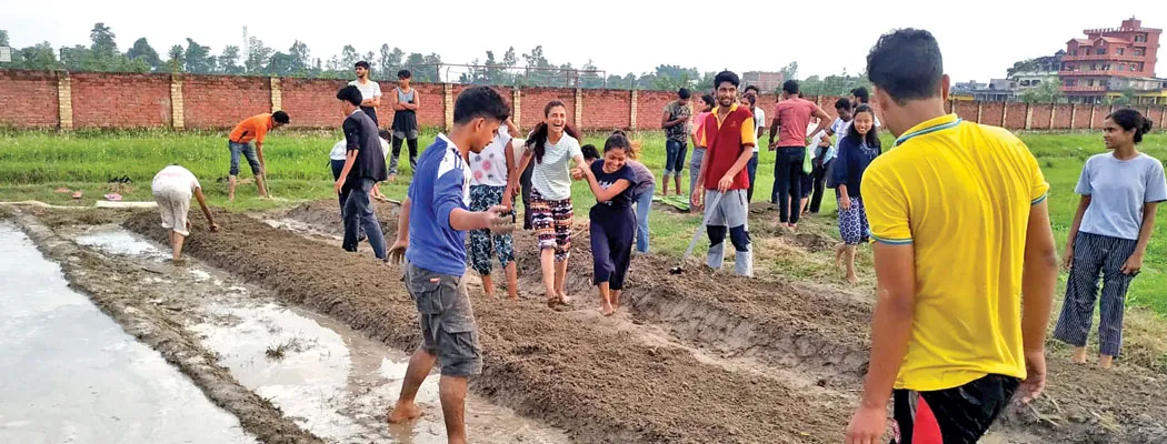 इजरायलमा सिक्न र कमाउन छानिए विद्यार्थी