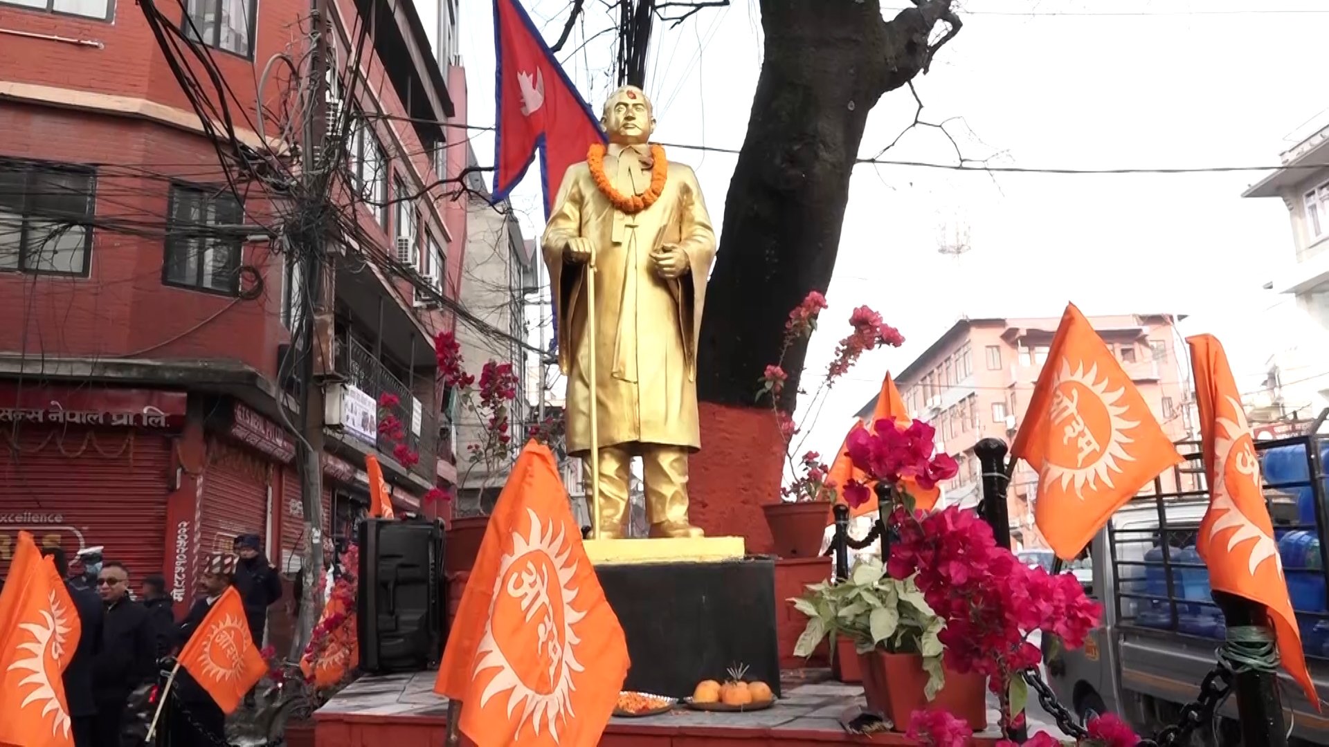 शहीद सप्ताह सुरू : पहिलो दिन  शुक्रराज शास्त्रीको शालिकमा माल्यार्पण