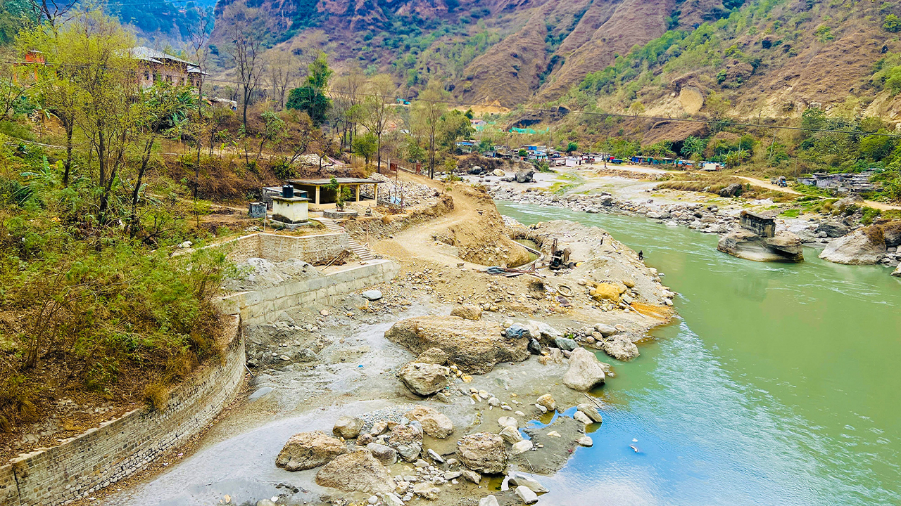 बस्ती संरक्षणका लागि कालीगण्डकीमा तटबन्ध