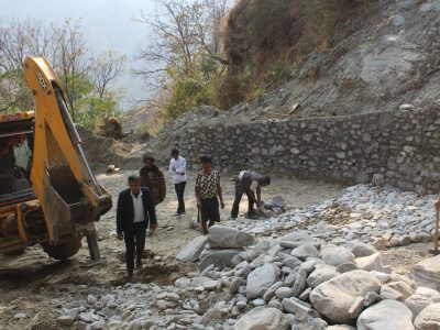 म्याग्दी र बागलुङ जोड्ने सडक स्तरोन्नति सुरु