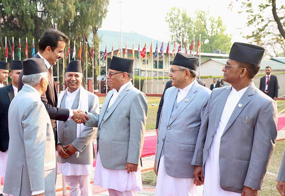 कतारी अमिर र प्रधानमन्त्रीबीच भेटवार्ता हुँदै