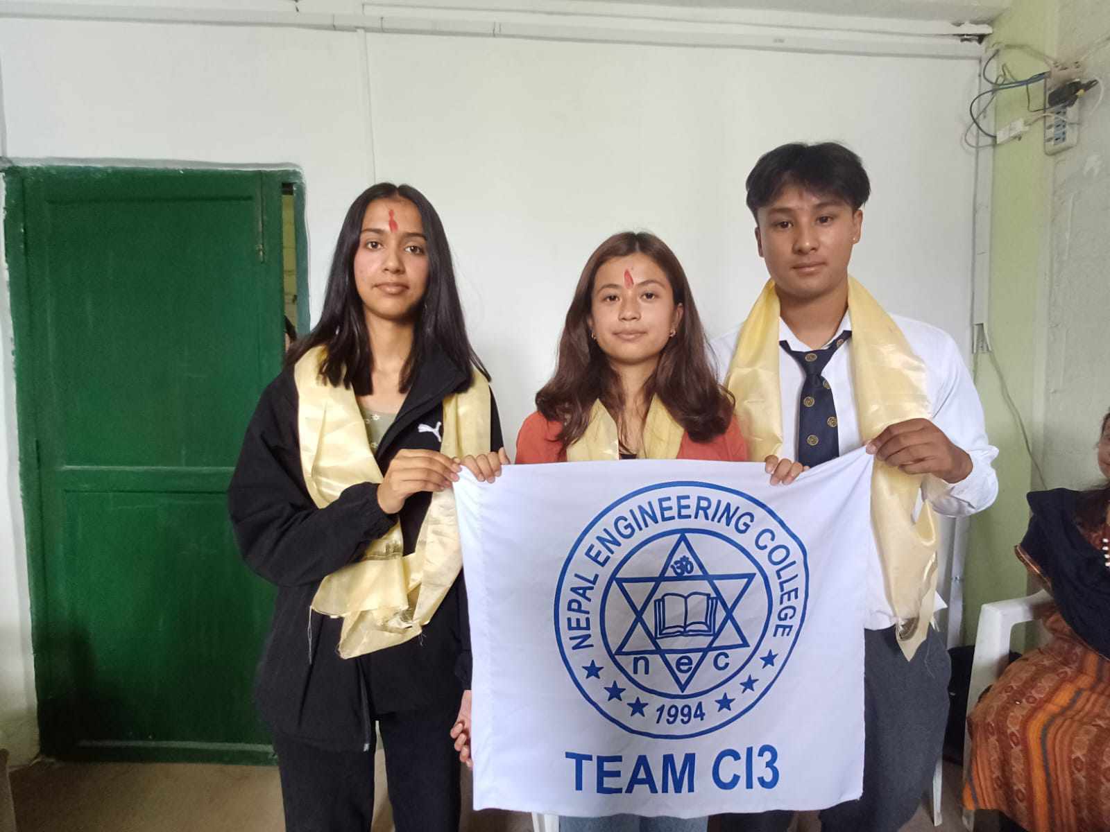 ‘हल्ट प्राइज प्रतियोगिता’मा प्रतिस्पर्धा गर्न तीन जना नेपाली विद्यार्थी मुम्वई जाँंदै
