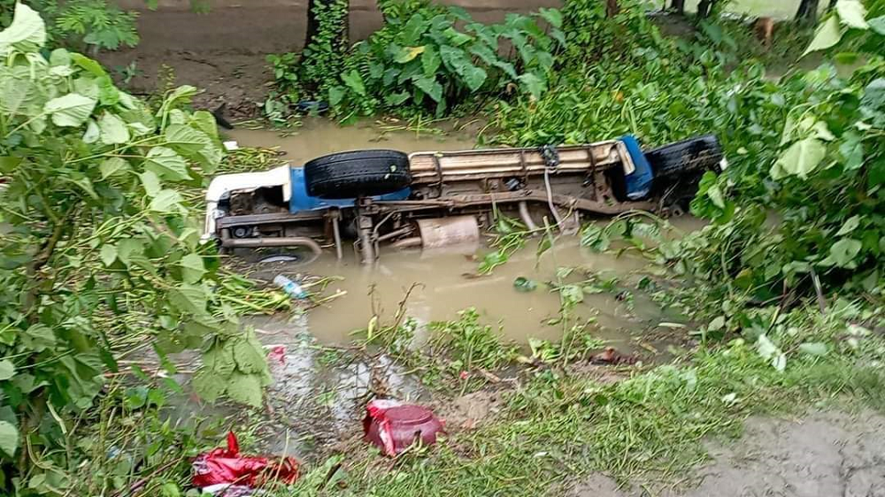 जन्ती बोकेको स्कार्पियो नहरमा खस्यो, दुई जनाको मृत्यु