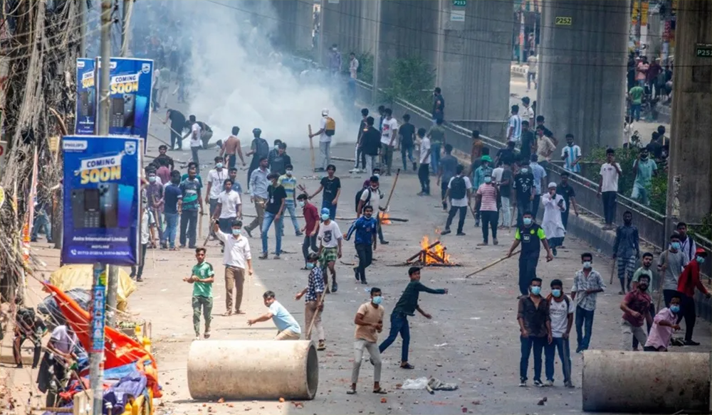 बंगलादेशमा आरक्षण विरोधी आन्दोलनः ३५ जनाको मृत्यु, देशभर कर्फ्यु