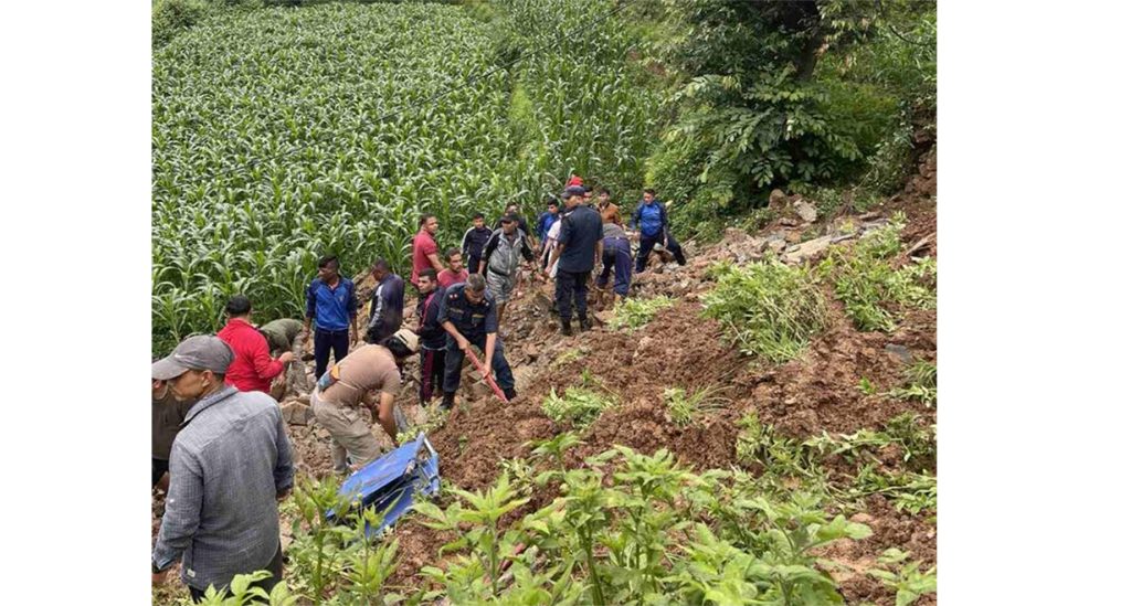 दक्षिणकालीमा पर्खाल भत्किएर बालिकाको मृत्यु