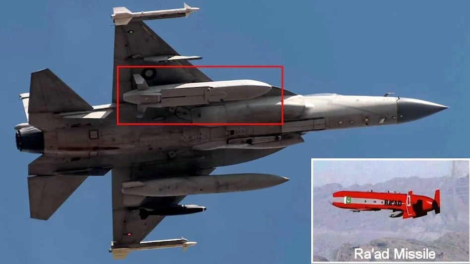 पाकिस्तानको जेएफ-१७ थन्डर लडाकु विमानमा परमाणु मिसाइल जडान