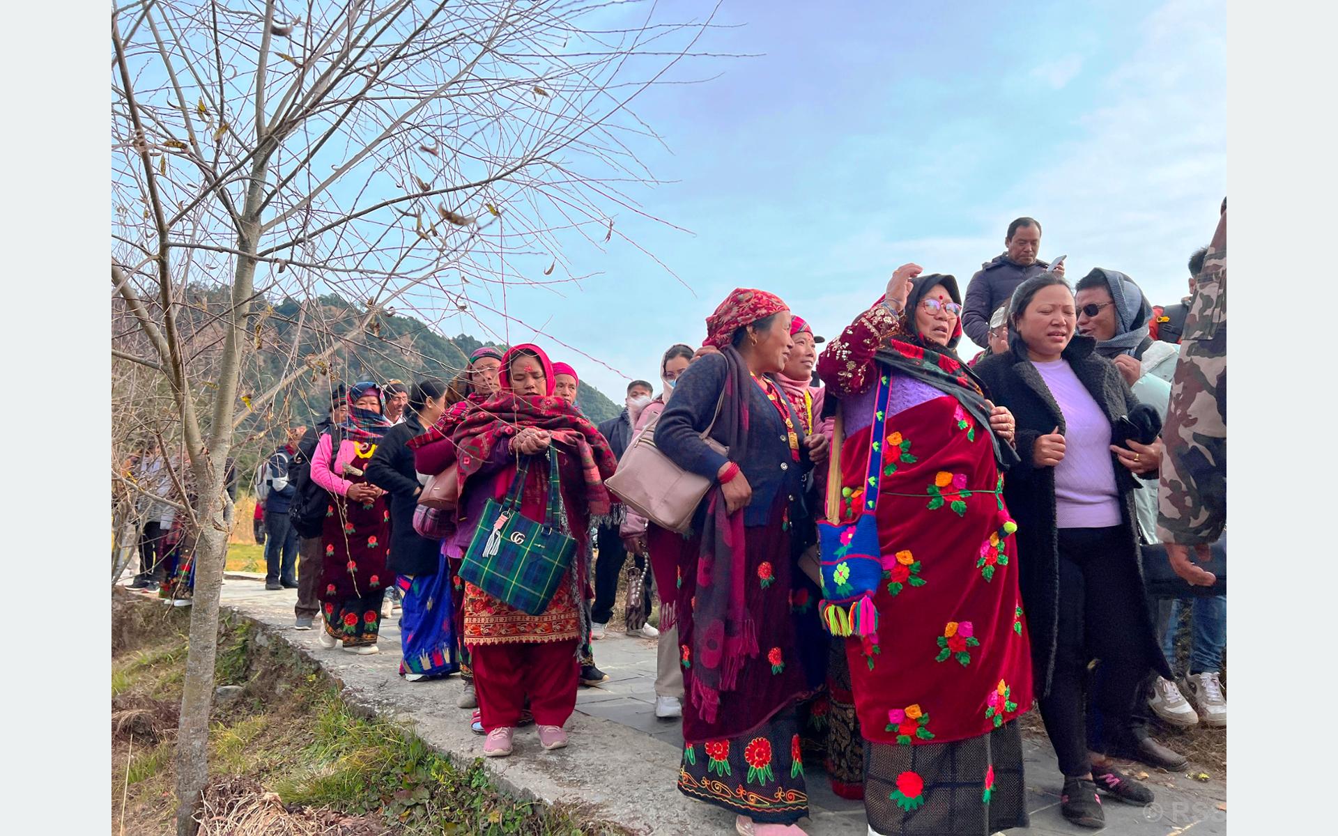 संगीतको उर्वर धौलागिरि क्षेत्रमा गुञ्जिन छाडे यानीमाया, सुनीमाया र सालैजो