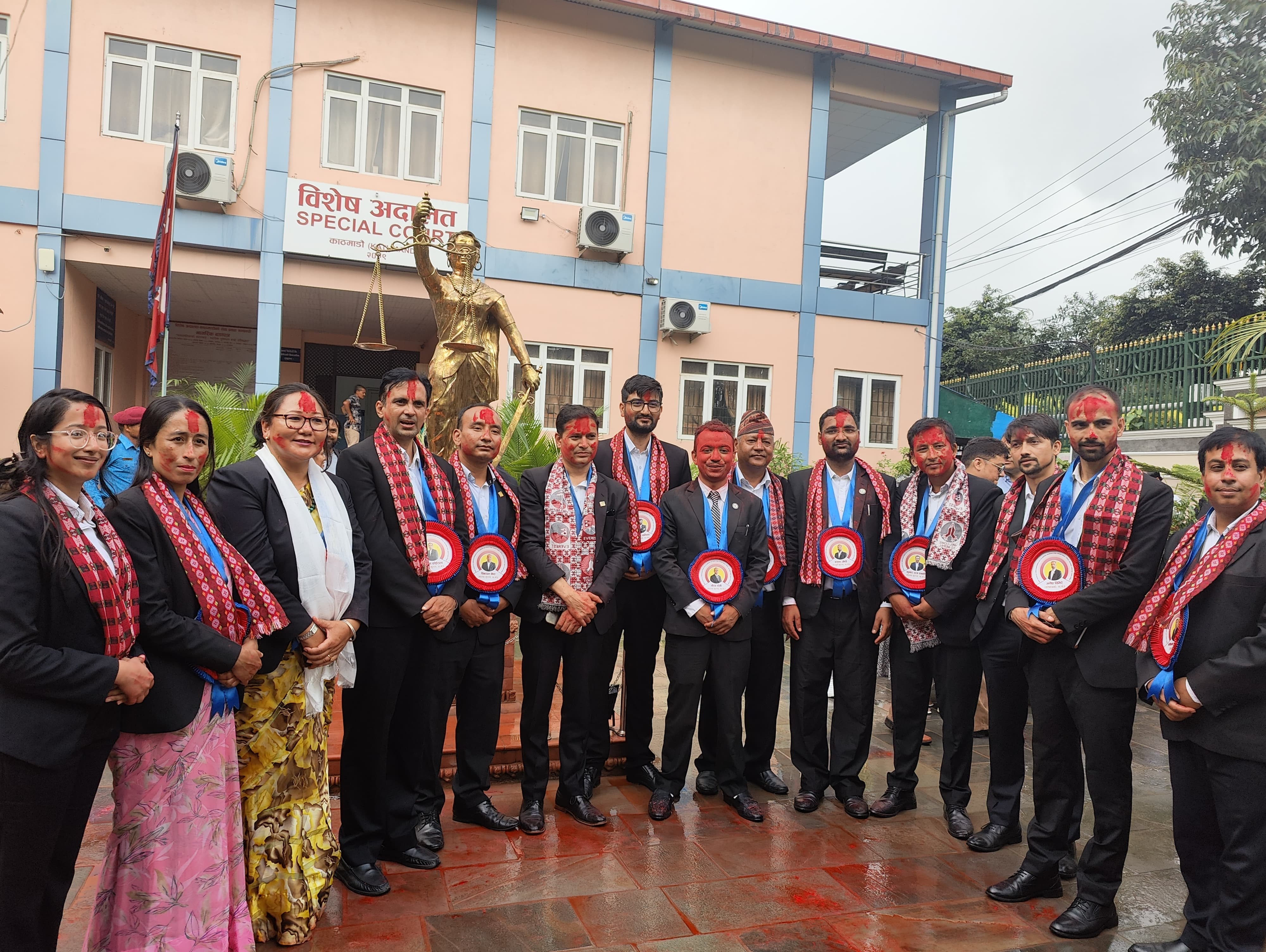 विशेष अदालत बार एशोसिएसनको अध्यक्षमा अधिवक्ता कुँवर