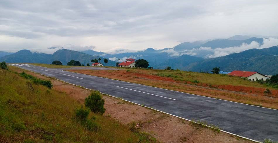 लामीडाँडा विमानस्थल उद्घाटन गरेको पाँच वर्ष बित्यो, अझै नियमित उडानको टुंगाे छैन