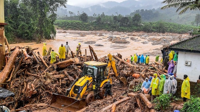 वायनाडमा पहिरोमा परी मृत्यु हुनेको संख्या २५६ पुग्यो, उद्धार कार्य जारी