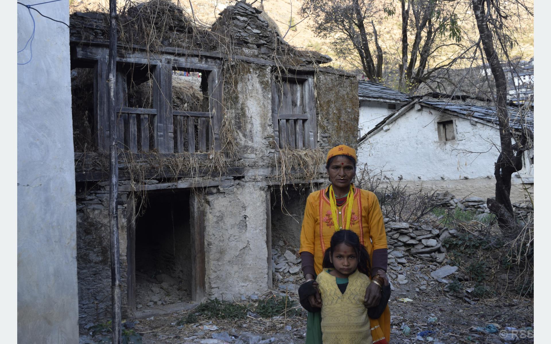 विष्नाको अगाडि दुःखको पहाड, भन्छिन्- दुःखीलाई कहिल्यै दुःखले नछोड्ने रहेछ