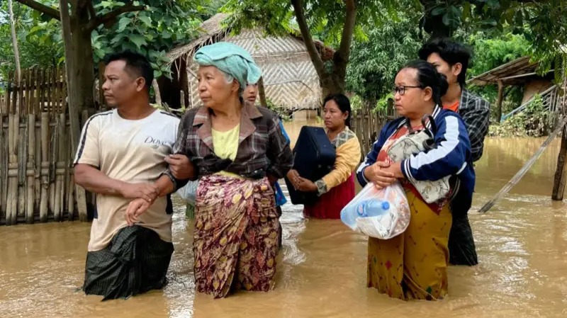 म्यानमारमा ‘यागी’ तुफानका कारण आएको भीषण बाढीमा एक सयभन्दा बढीको मृत्यु