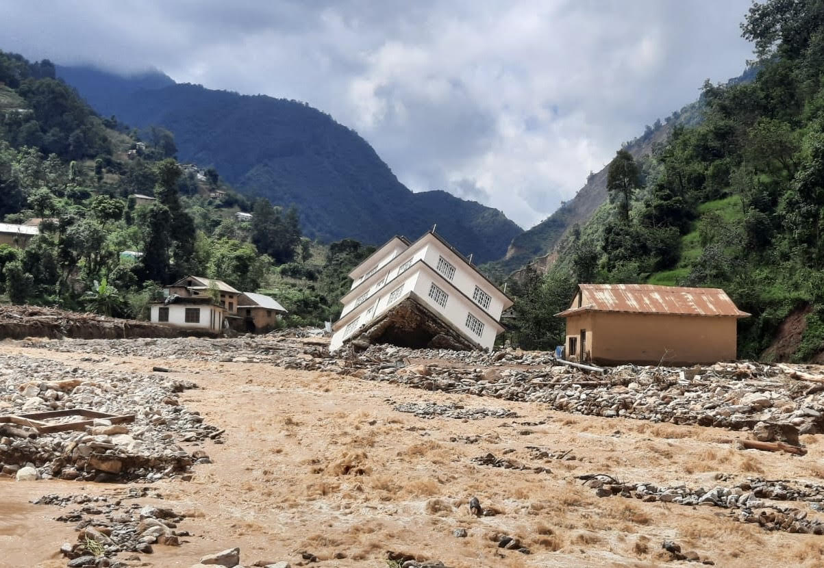 बाढीपहिरोबाट रोशीमा १२ करोडका तीन आयोजनामा पूर्ण क्षति