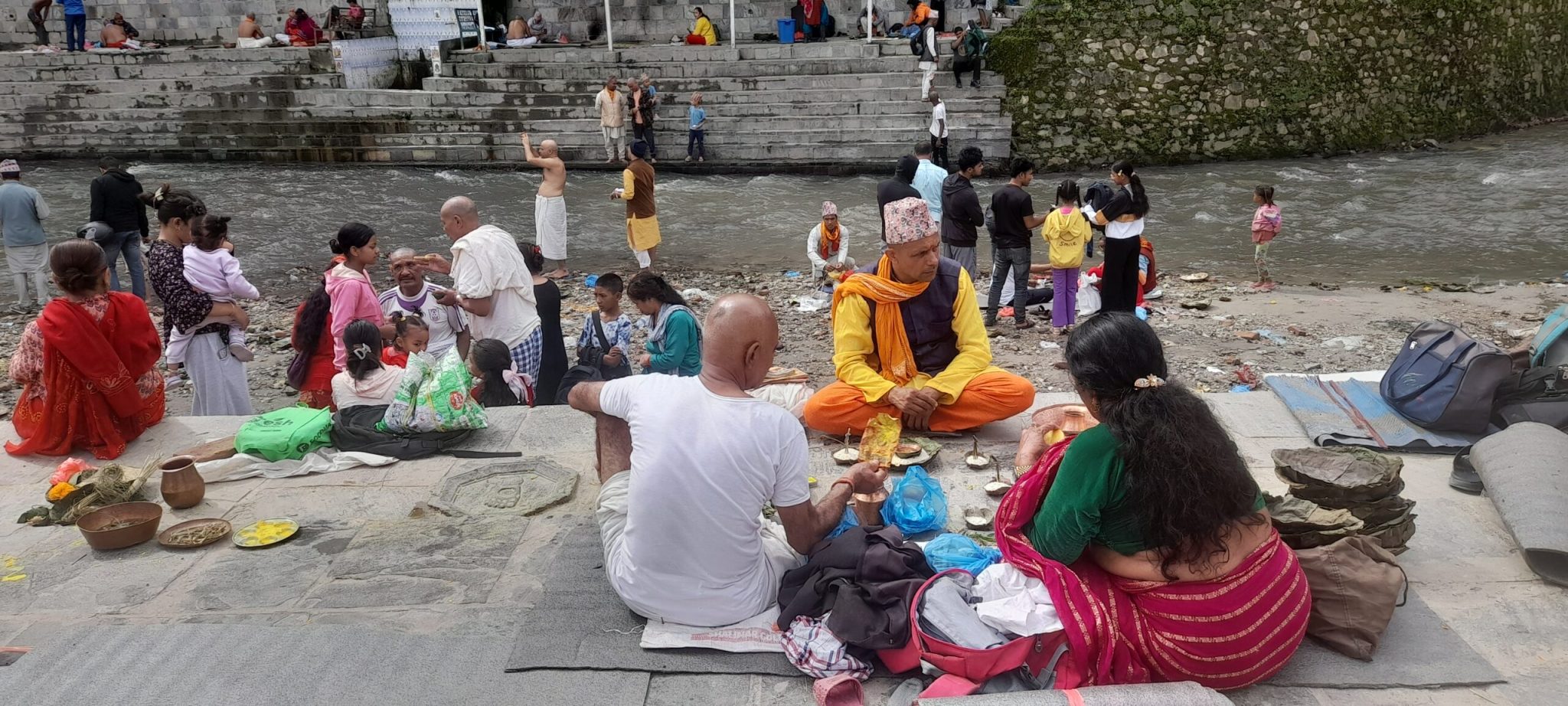 आज पितृपक्ष विधिवत् समापन हुँदै, भोलिदेखि बडा दसैं सुरु