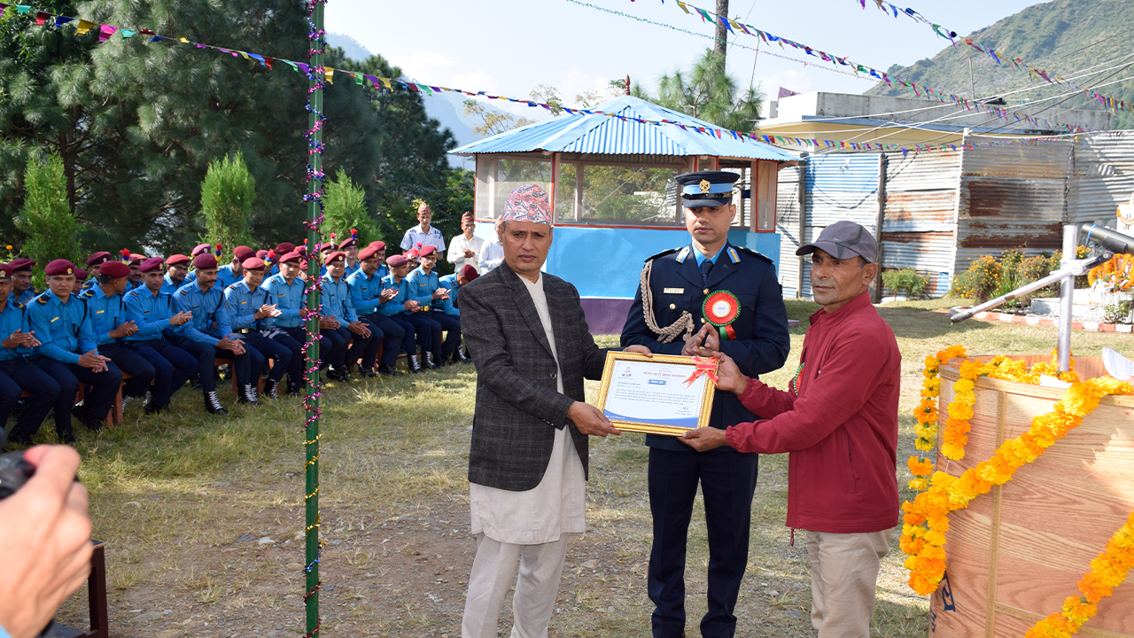 जग्गादातालाई प्रहरीको सम्मान