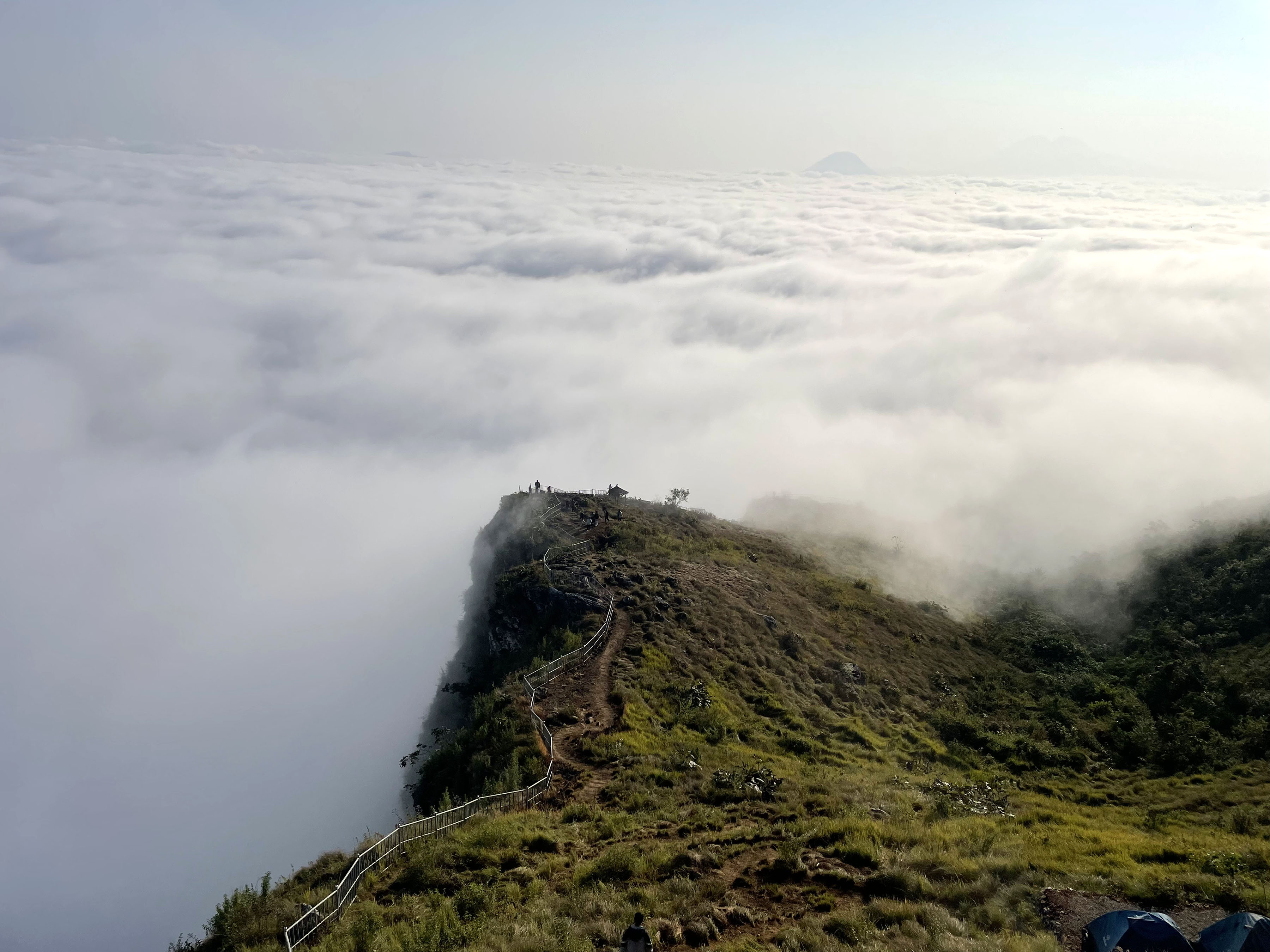 मानुङकोट पर्यटकको सङ्ख्या बढ्दो