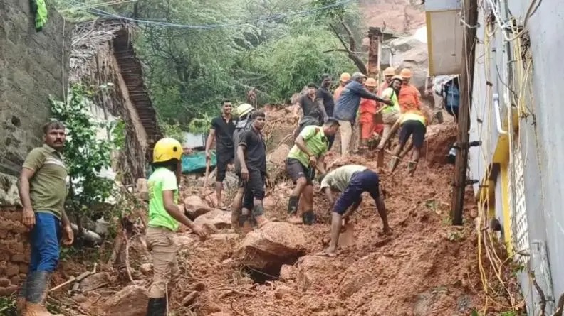 तमिलनाडुको तिरुवन्नमलाईमा चक्रवात फङ्गलपछि पहिरो, पाँच जनाको शव भेटियो