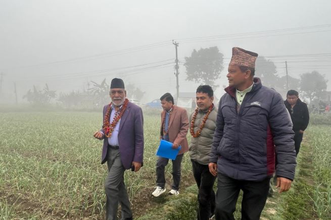 कृषि बालीमा धेरै विषादी प्रयोग नगर्न कृषिमन्त्रीको आग्रह