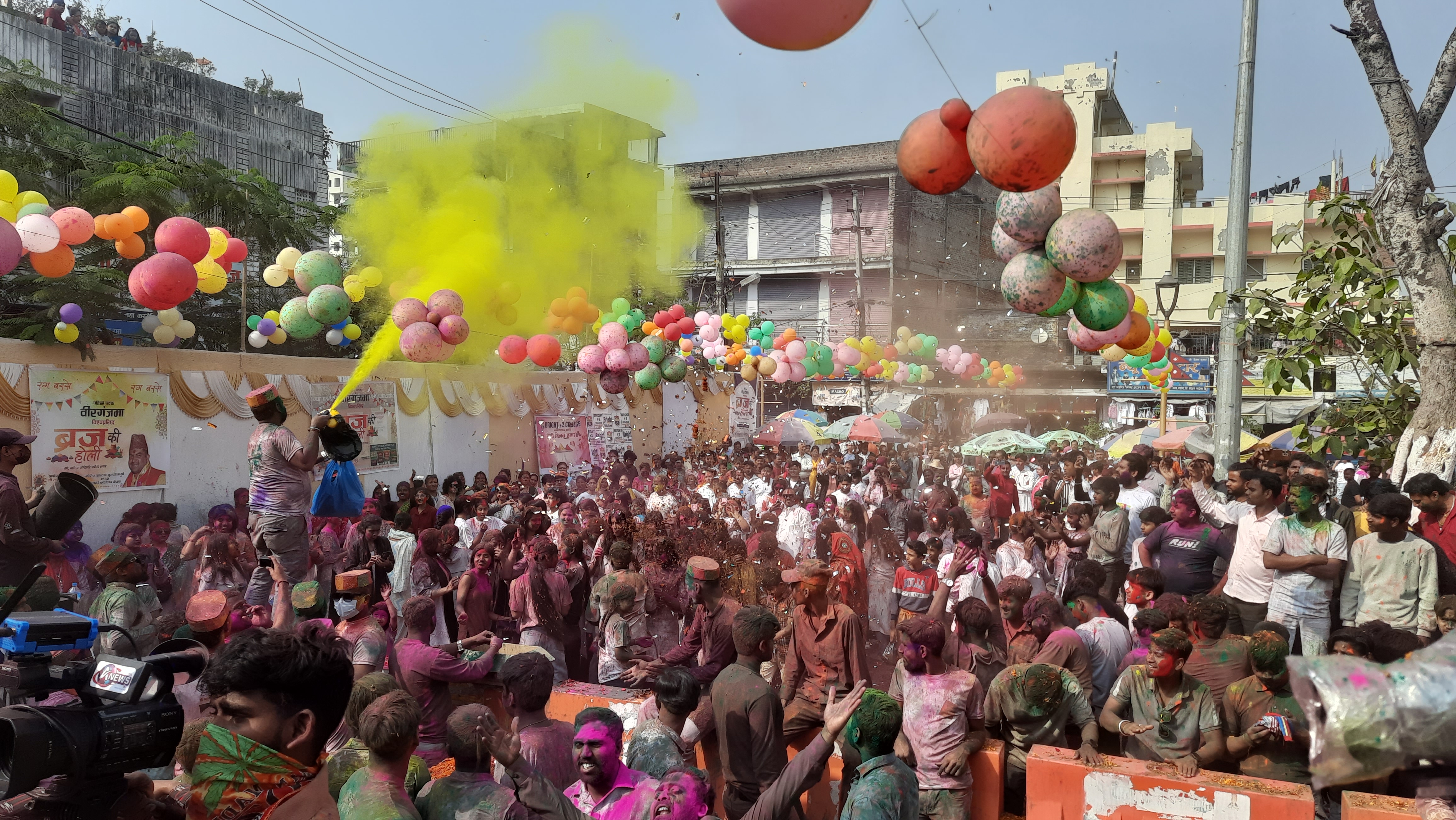 पर्साको बालसुधार गृहमा होली मनाइयो