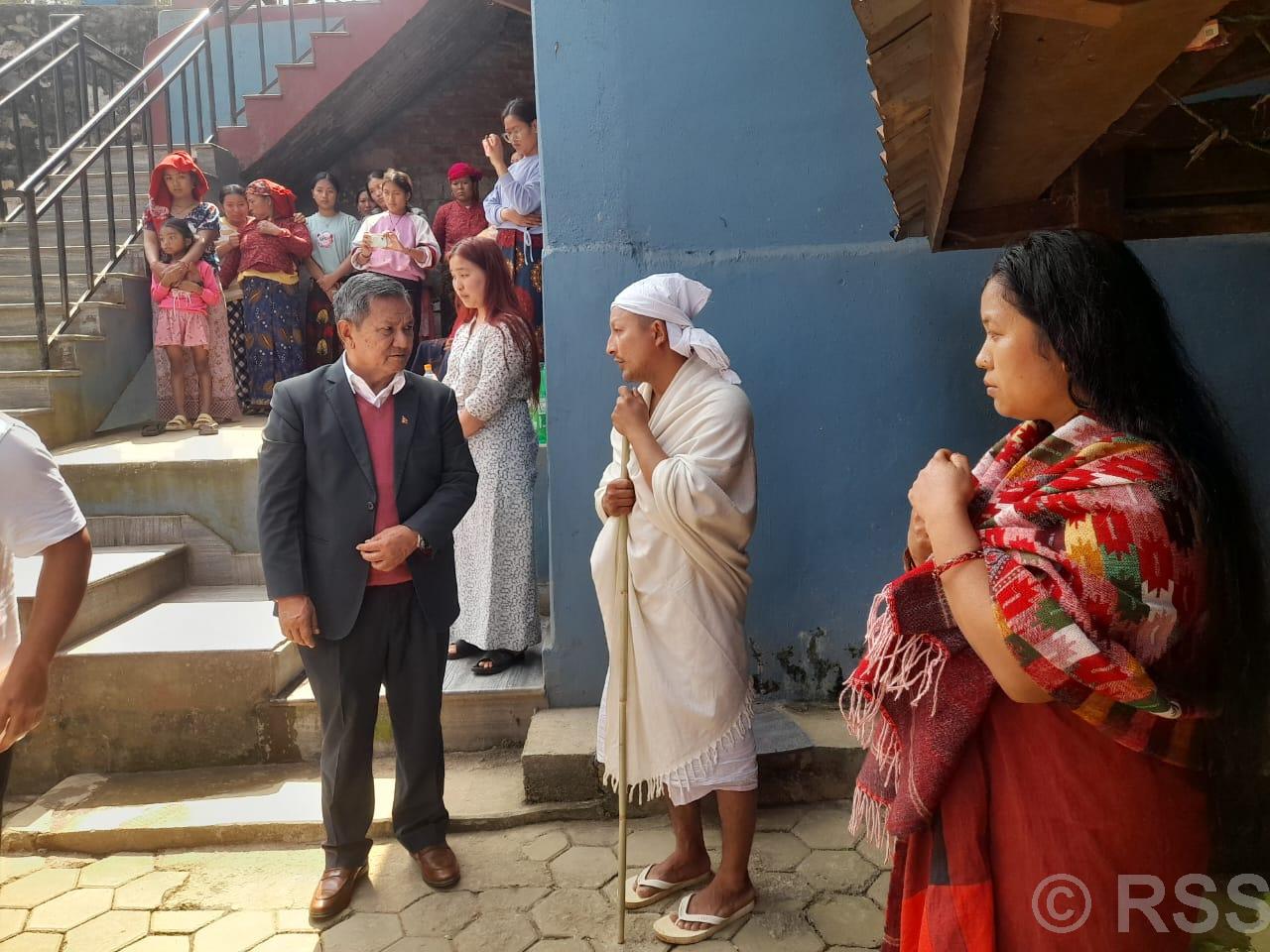 सञ्चारमन्त्री गुरुङद्वारा शोक व्यक्त