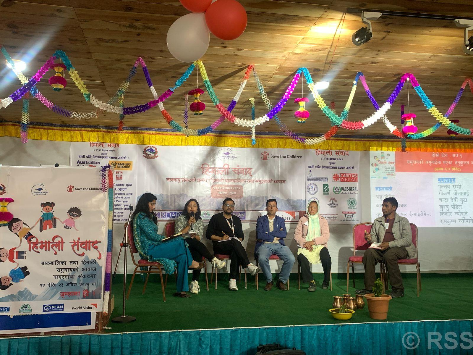 तेह्र बुँदे घोषणापत्र जारी गर्दै हिमाली संवाद सम्पन्न