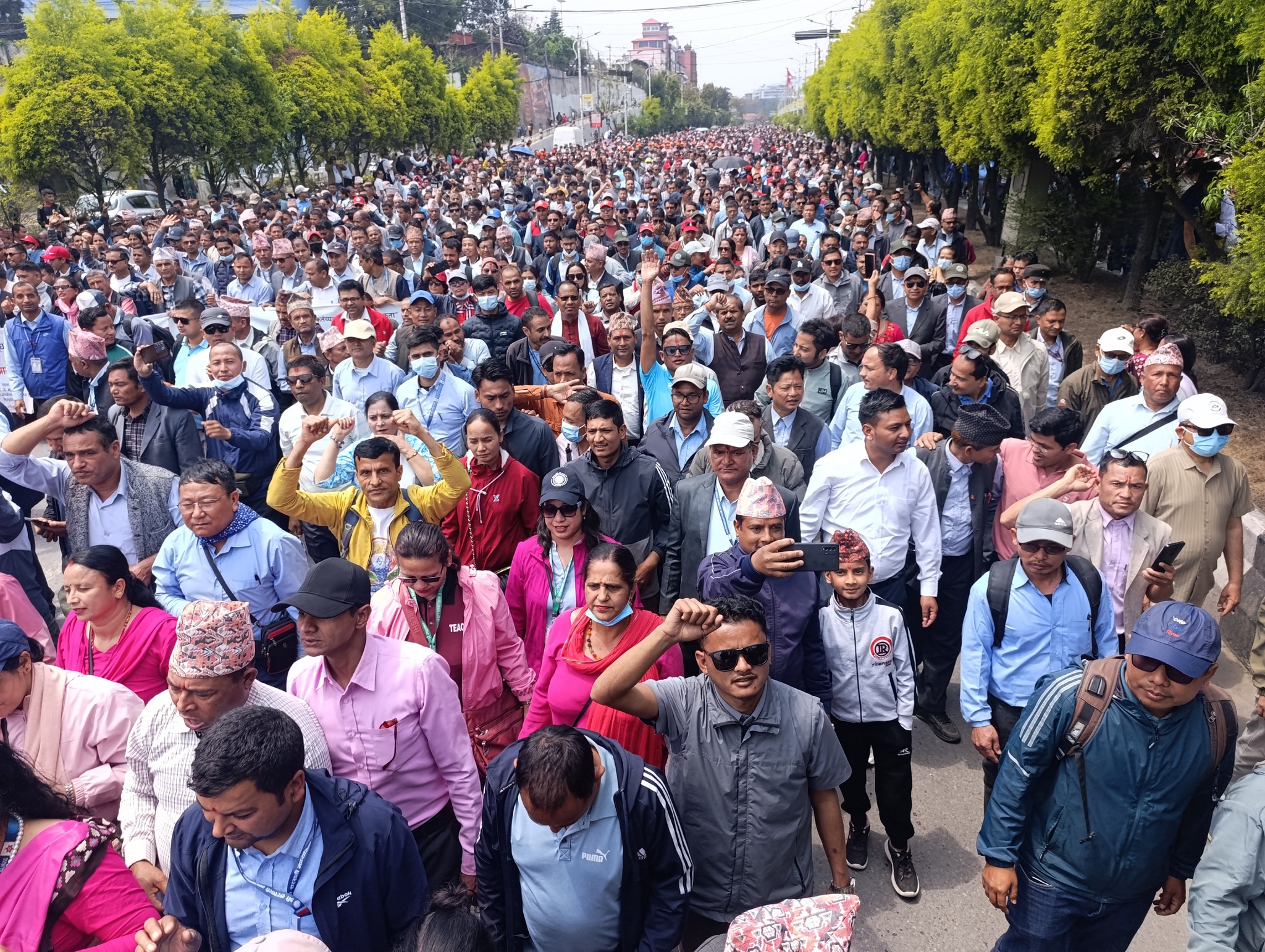शिक्षकको प्रदर्शनले सामुदायिक विद्यालयको भर्ना अभियान प्रभावित