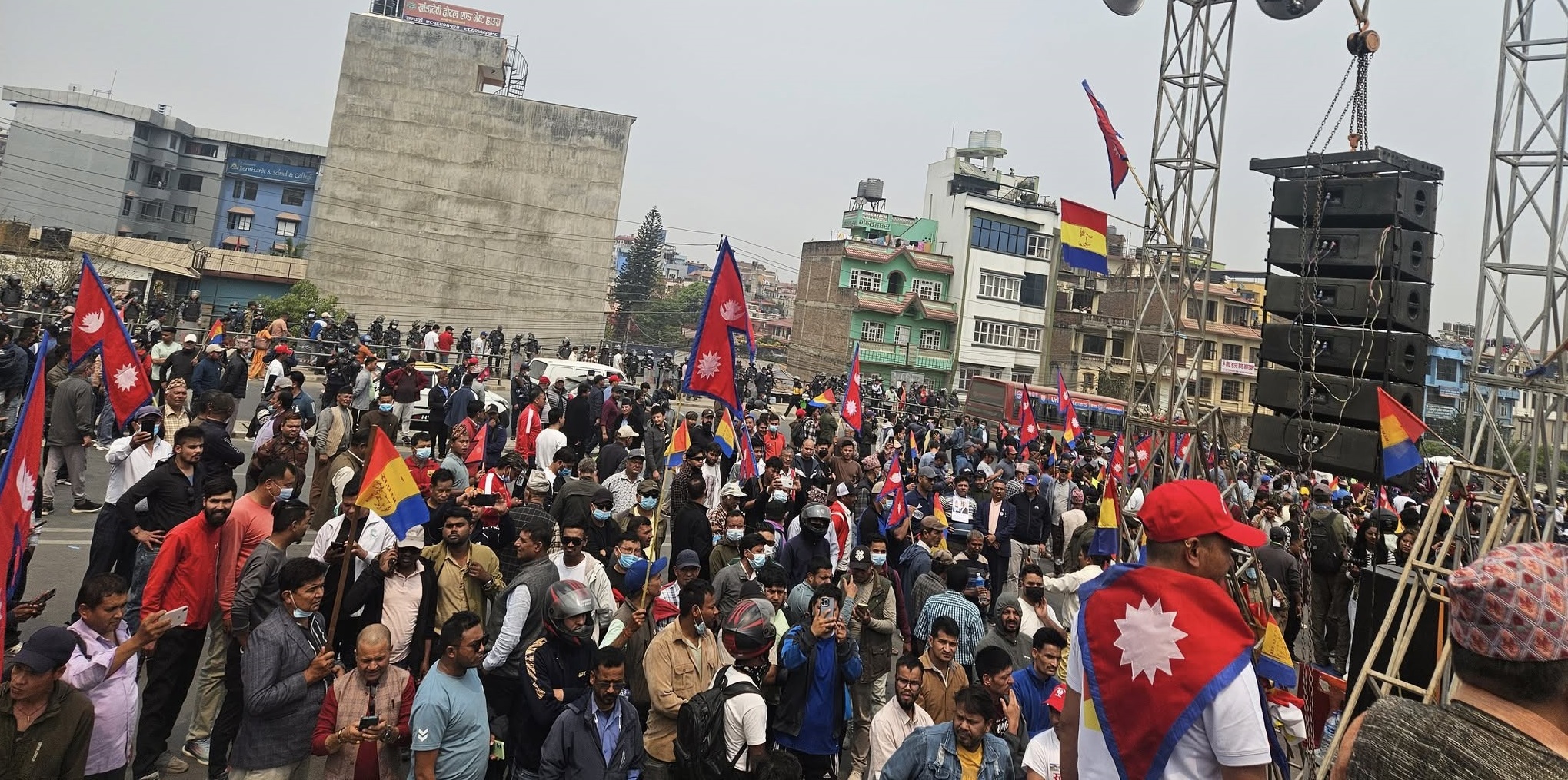 बल्खुमा राप्रपाको खबरदारी सभा जारी