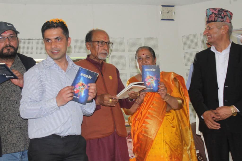 प्रतिमा अनावरण, स्रष्टा सम्मान एवं कृति लोकार्पण