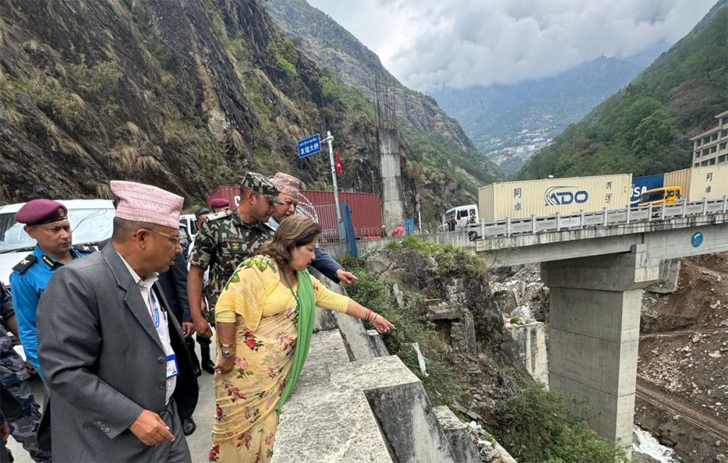 तातोपानी नाका र सडकको स्तरोन्नतिमा सरकारले पहल गर्छः परराष्ट्रमन्त्री