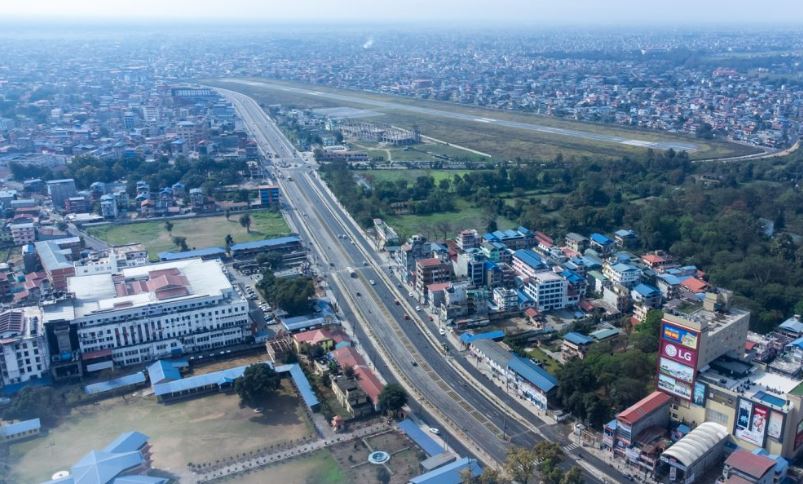 आफैंले शिलन्यास गरेको सडक उद्घाटन गर्न प्रधानमन्त्री चितवन जाँदै