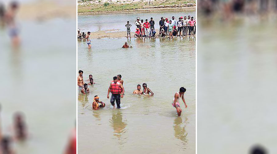 रूपन्देहीको दानव नदीमा डुबेर तीन बालक बेपत्ता